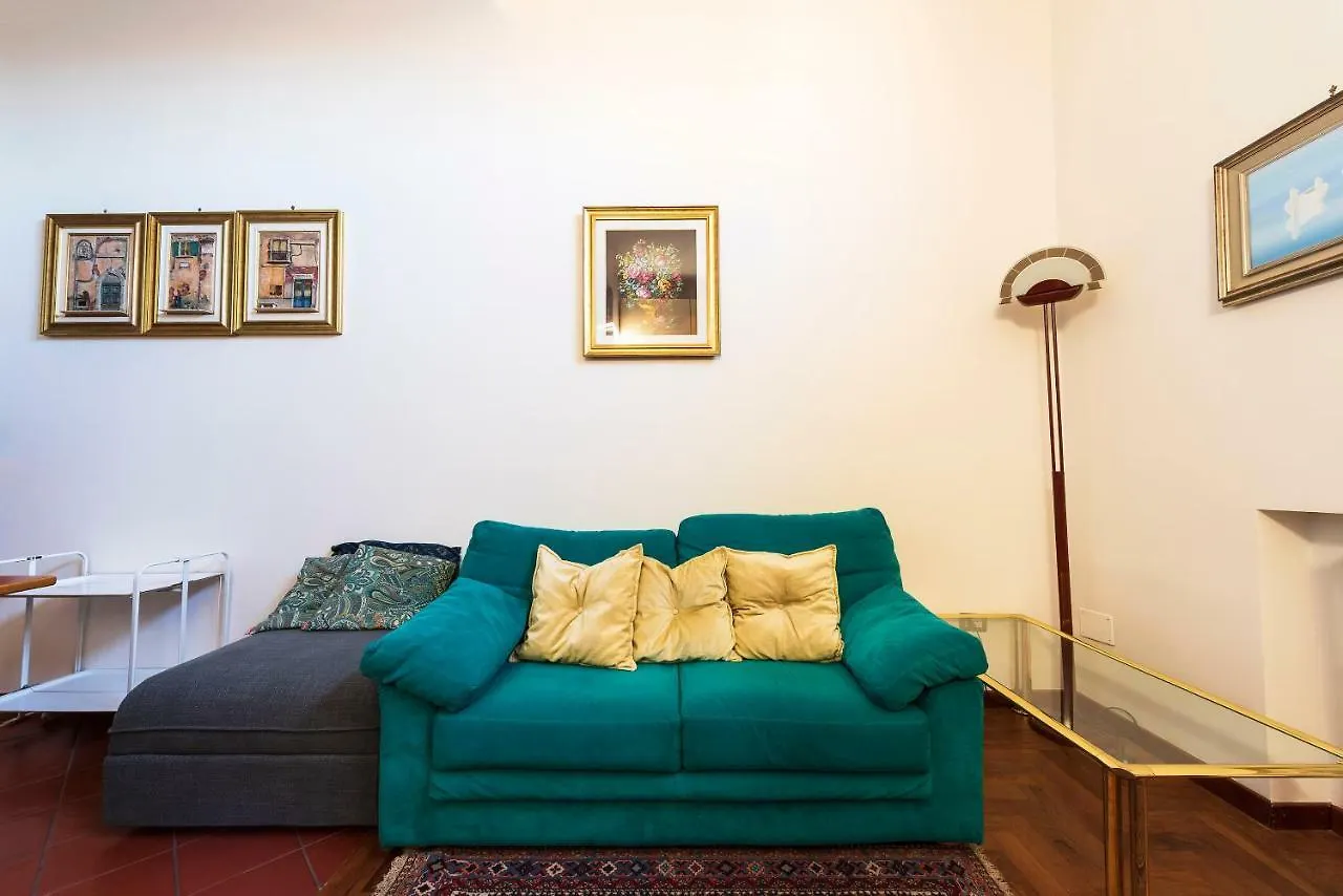 Toberto Apartment Rom